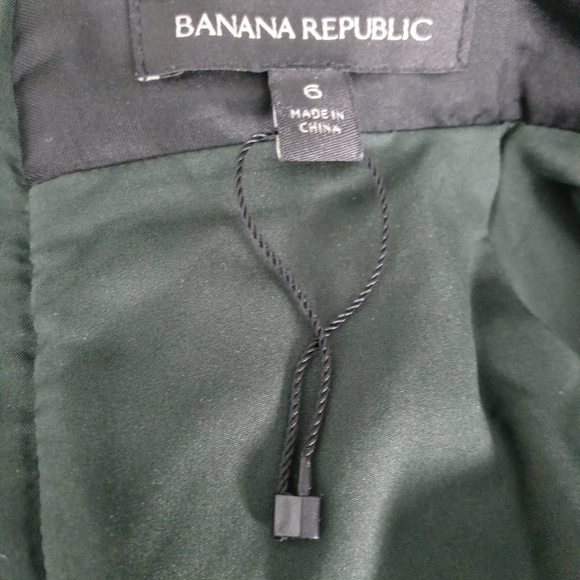 Banana Republic Green and Pink Camo SkirtSize 6 - Picture 6 of 7